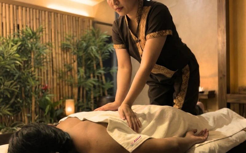 Traditional Thai body massage at Ashlee Spa Chennai, Thai therapy from ₹2,000